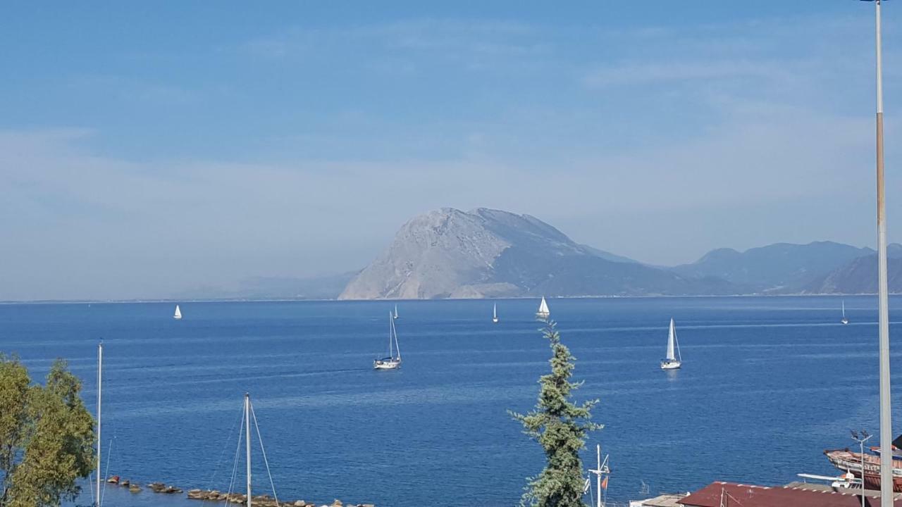 Patras Marina - Blue Sky Apartamento Exterior foto